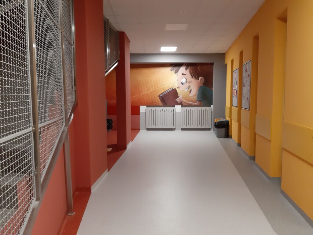 Szkoła Podstawowa przy ul. Warzelniczej w dzielnicy Białołęka w Warszawie