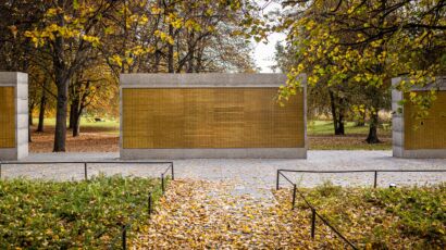 Izba Pamięci przy Cmentarzu Powstańców Warszawy na Woli w Warszawie